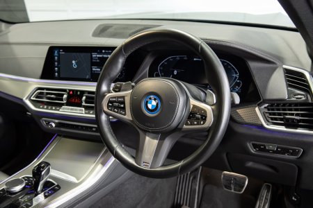 2022 BMW X5 - photo 9
