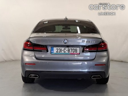 2023 BMW 5-Series - photo 4