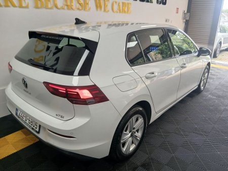 2023 Volkswagen Golf - photo 4