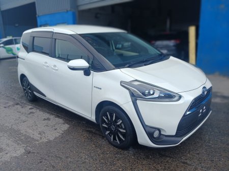2017 Toyota Sienta - photo 3