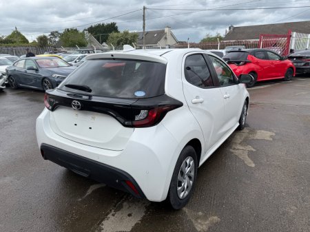 2020 Toyota Yaris - photo 5