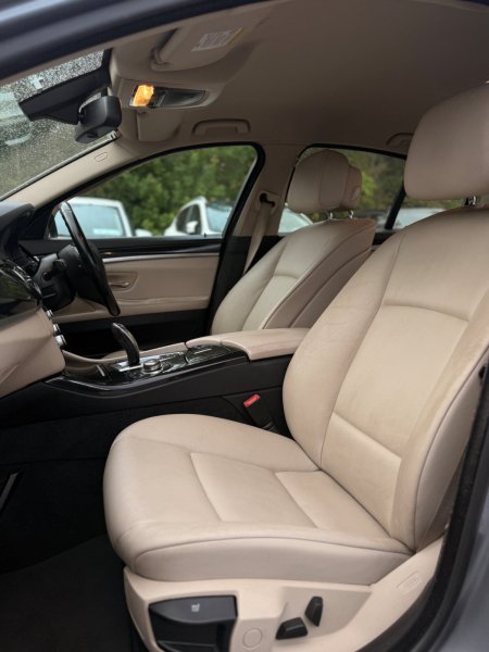 2011 BMW 5-Series - photo 35