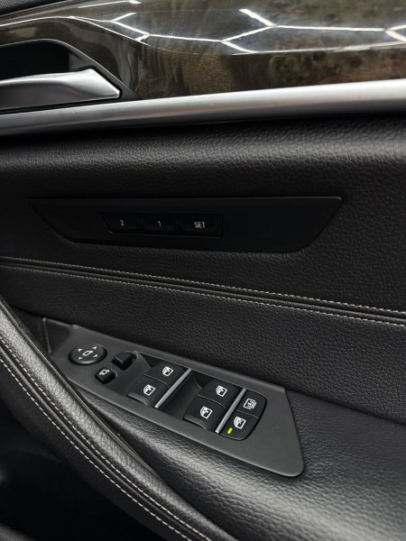 2018 BMW 5-Series - photo 13