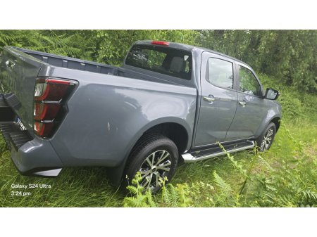 2025 Isuzu D-Max - photo 3