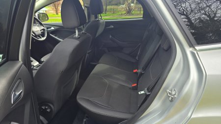2018 Ford Focus - photo 17