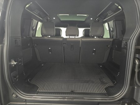 2023 Land Rover Defender - photo 10