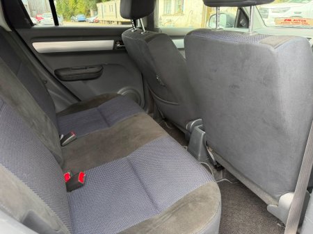 2009 Suzuki Swift - photo 15