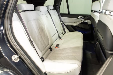 2025 BMW X5 - photo 11