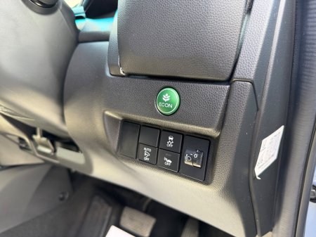 2017 Honda Fit - photo 12