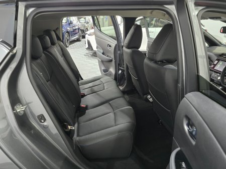 2024 Nissan Leaf - photo 10