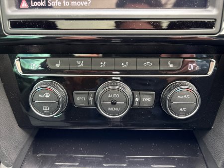 2016 Volkswagen Passat - photo 24
