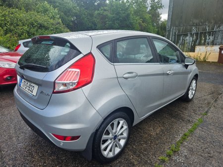 2017 Ford Fiesta - photo 4