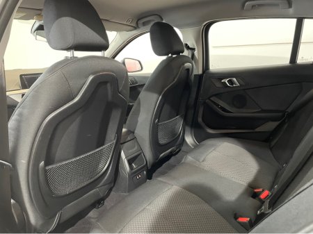 2022 BMW 1-Series - photo 16
