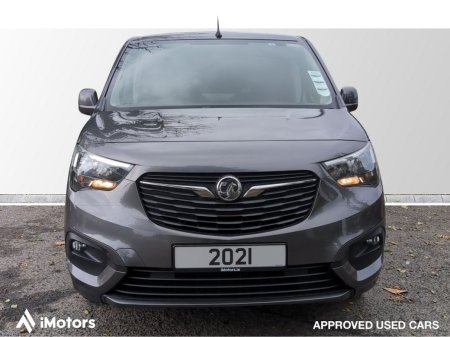 2021 Opel Combo - photo 4