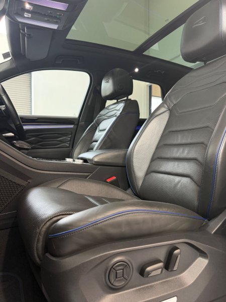 2023 Volkswagen Touareg - photo 16