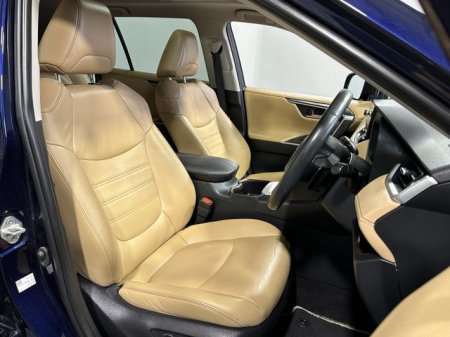 2024 Toyota RAV4 - photo 9