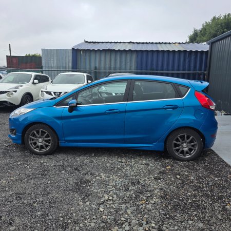 2015 Ford Fiesta - photo 6