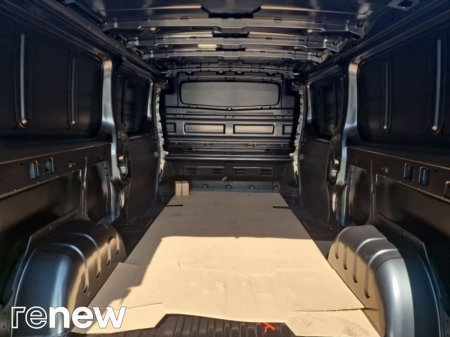 2027 Renault Trafic - photo 12