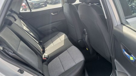 2026 Kia Stonic - photo 7