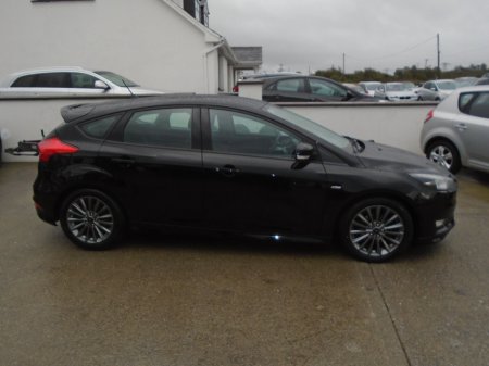 2017 Ford Focus - photo 4