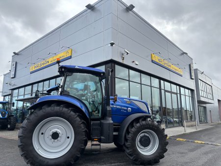 0 New Holland T7.225 - photo 3