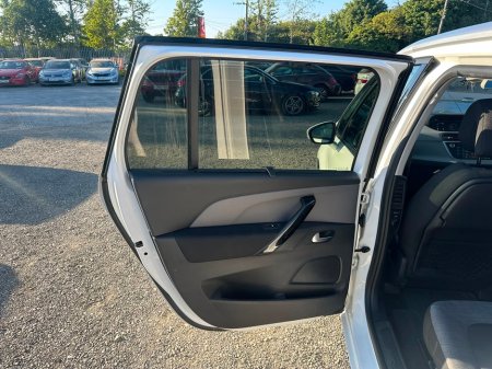 2017 Citroen C4 Picasso - photo 12