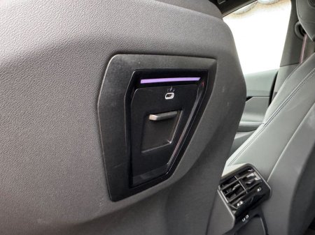 2024 BMW 5-Series - photo 16