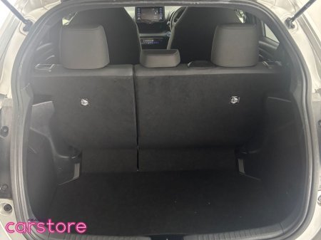 2021 Toyota Yaris - photo 17