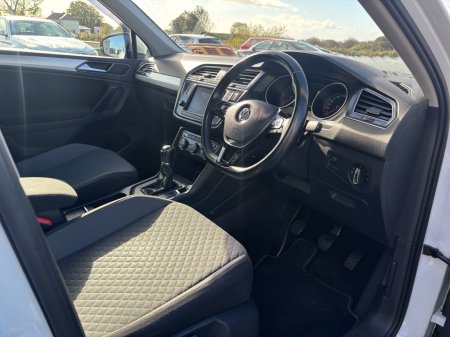 2017 Volkswagen Tiguan - photo 12