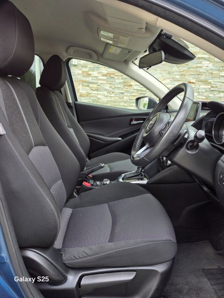 2018 Mazda Demio - photo 14