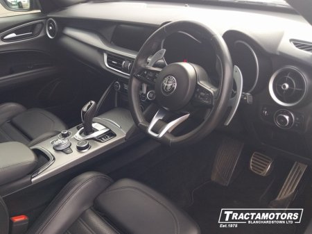 2024 Alfa Romeo Stelvio - photo 7