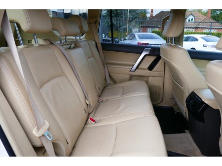 2015 Toyota Land Cruiser - photo 13