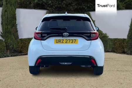 2022 Toyota Yaris - photo 7