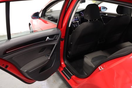 2015 Volkswagen Golf - photo 34