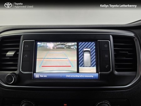 2024 Toyota Proace - photo 11
