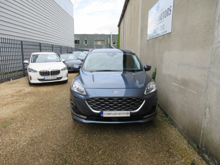 2022 Ford Kuga - photo 2