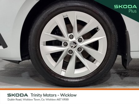 2022 Skoda Octavia - photo 9