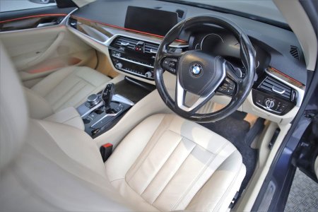 2017 BMW 5-Series - photo 15