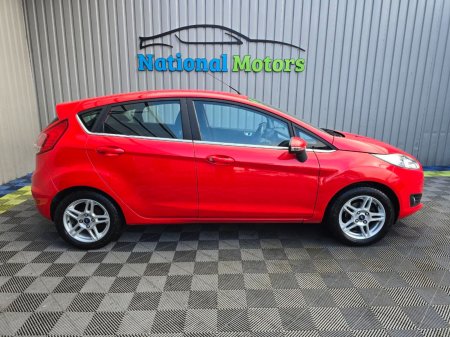 2014 Ford Fiesta - photo 2