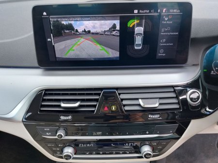 2021 BMW 5-Series - photo 8