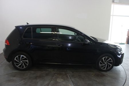 2019 Volkswagen Golf - photo 5