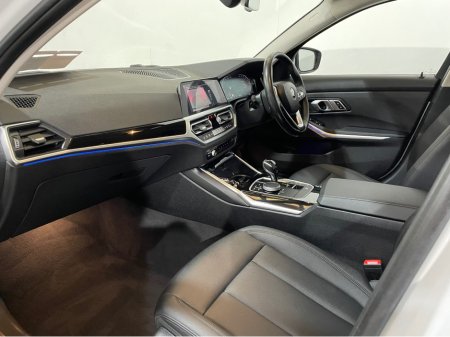 2021 BMW 3-Series - photo 15