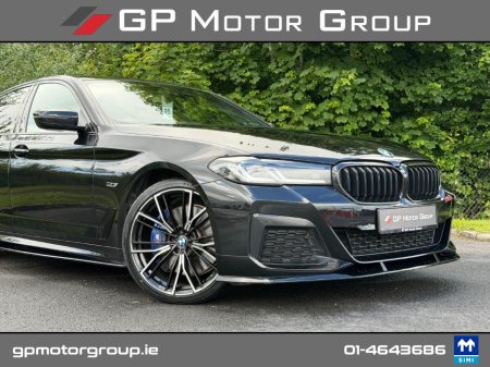 2023 BMW 5-Series - photo 3