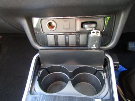 2017 Mitsubishi Outlander - photo 25