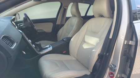 2018 Volvo V60 - photo 16