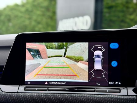 2023 Volkswagen Golf - photo 18
