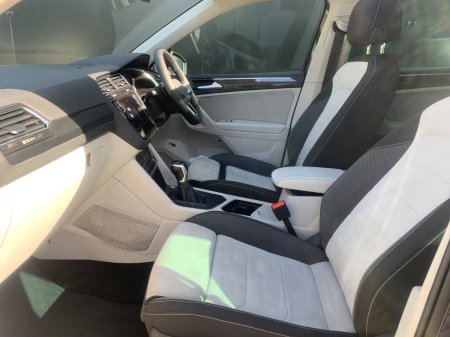 2022 Volkswagen Tiguan - photo 17