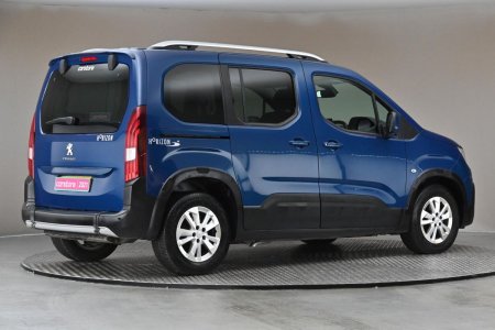 2021 Peugeot Rifter - photo 9