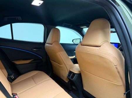 2023 Lexus UX - photo 12