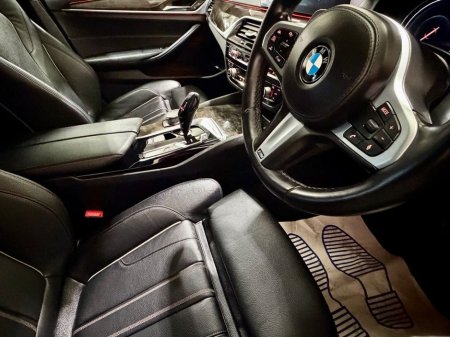 2017 BMW 5-Series - photo 8